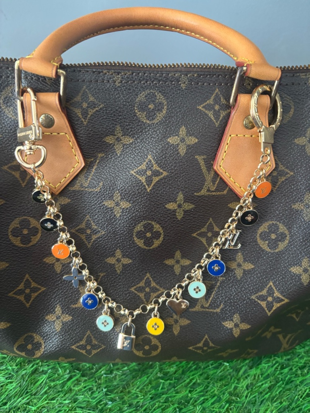Fashion LV Gold-Tone Charm Chain with Multicolor Enamel Discs